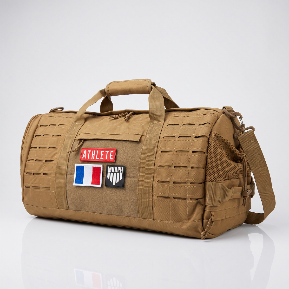 Poches laterales du sac polochon tactique Murph marron, vue trois quarts